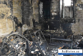  Bakıda yanan evdən 2 nəfərin meyiti tapıldı  